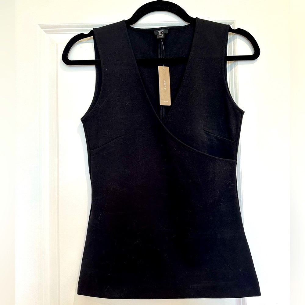 NWT J. Crew Black Sleeveless V-Neck Top